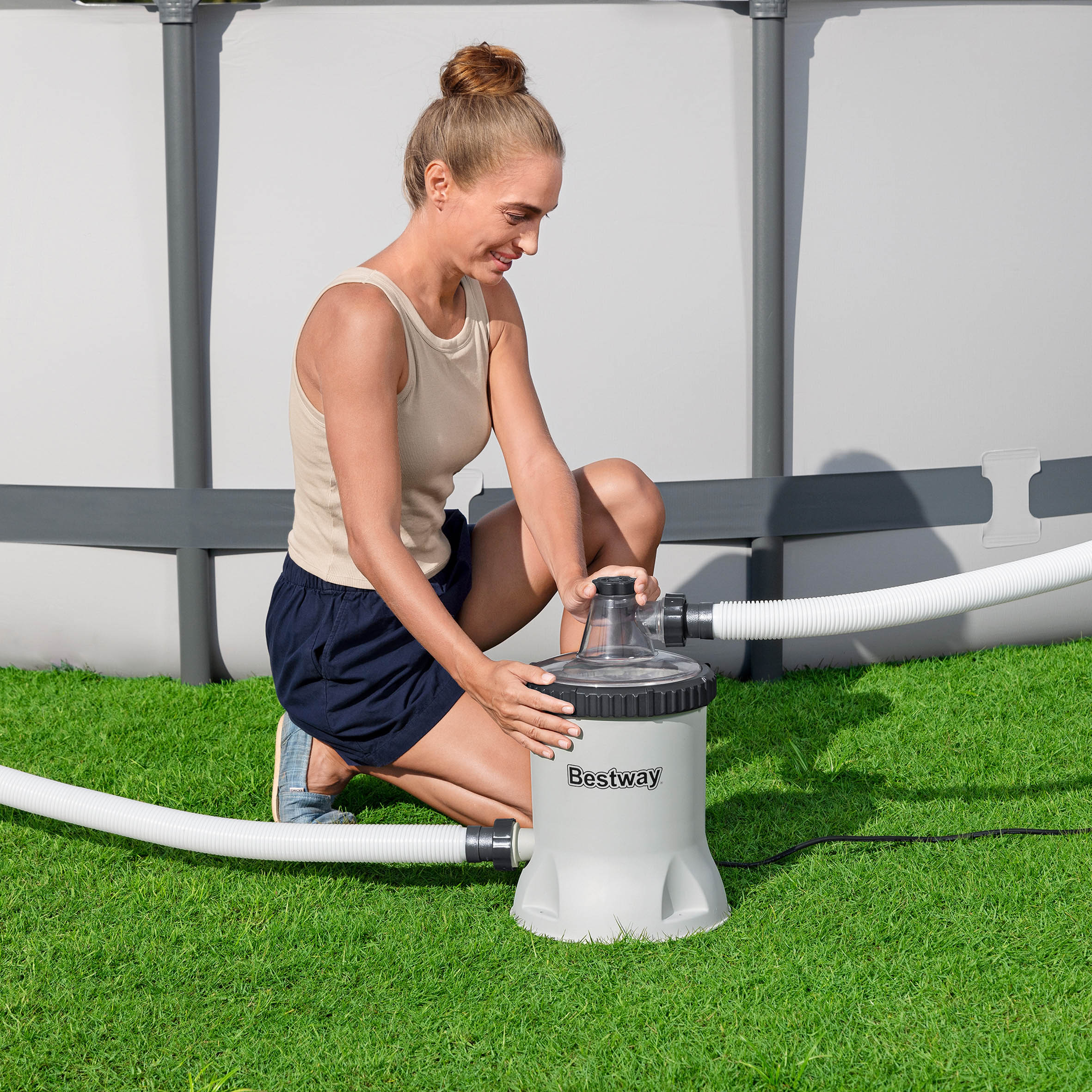 Bestway Polysphere Filterpumpe - 5.678 l/h - Pool Umwälzpumpe inklusive Filterbälle
