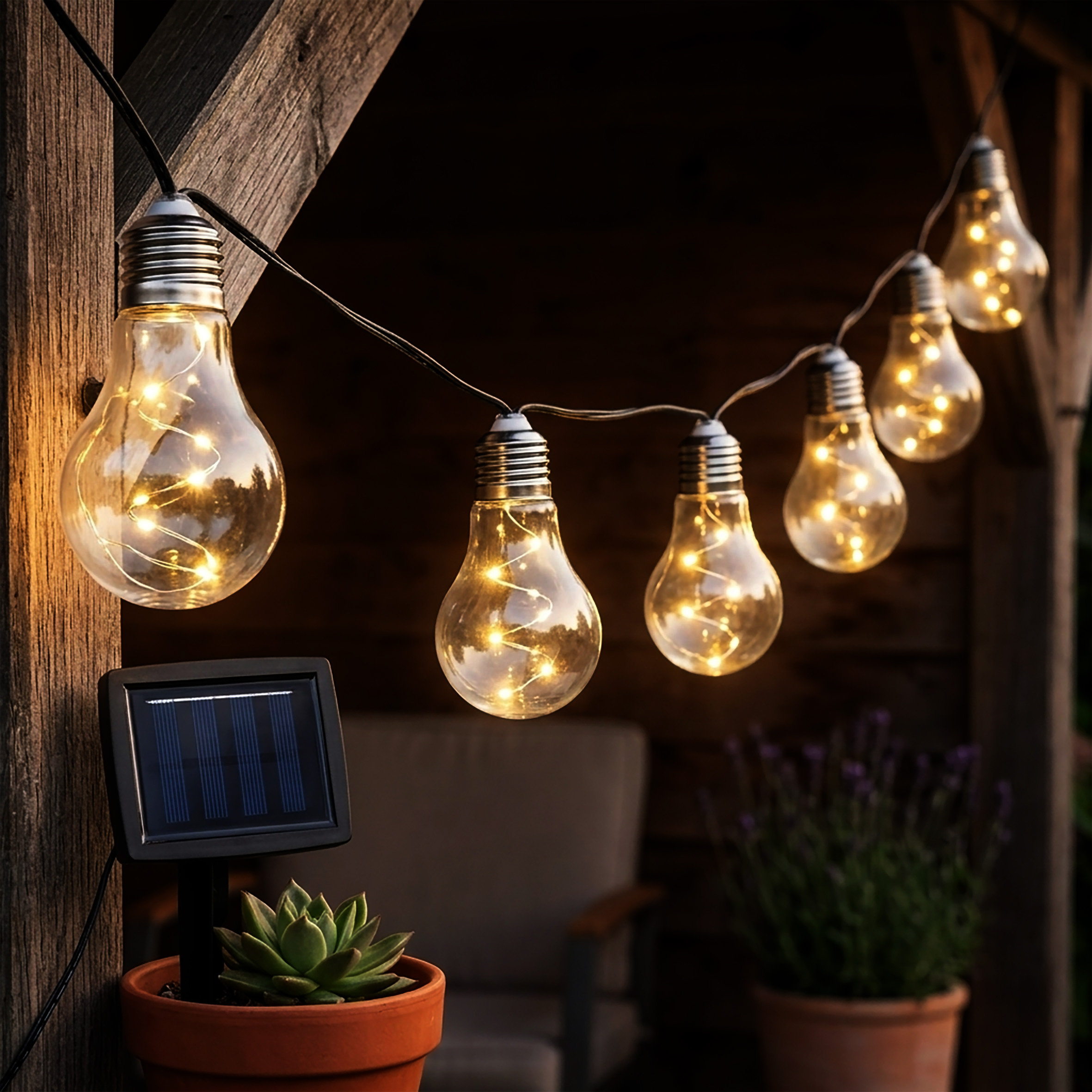 LED Solar Lichterkette mit 10 Glühbirnen auf 450 cm mit 2 Leuchtmodi - warm weiß
