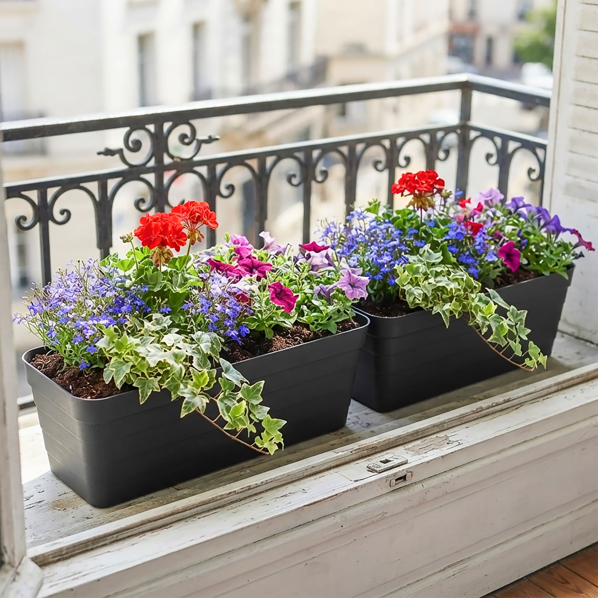 Balkon Blumenkasten Bewässerungssystem 60 cm - 2er Set- Kunststoff Geländer Pflanztopf in anthrazit