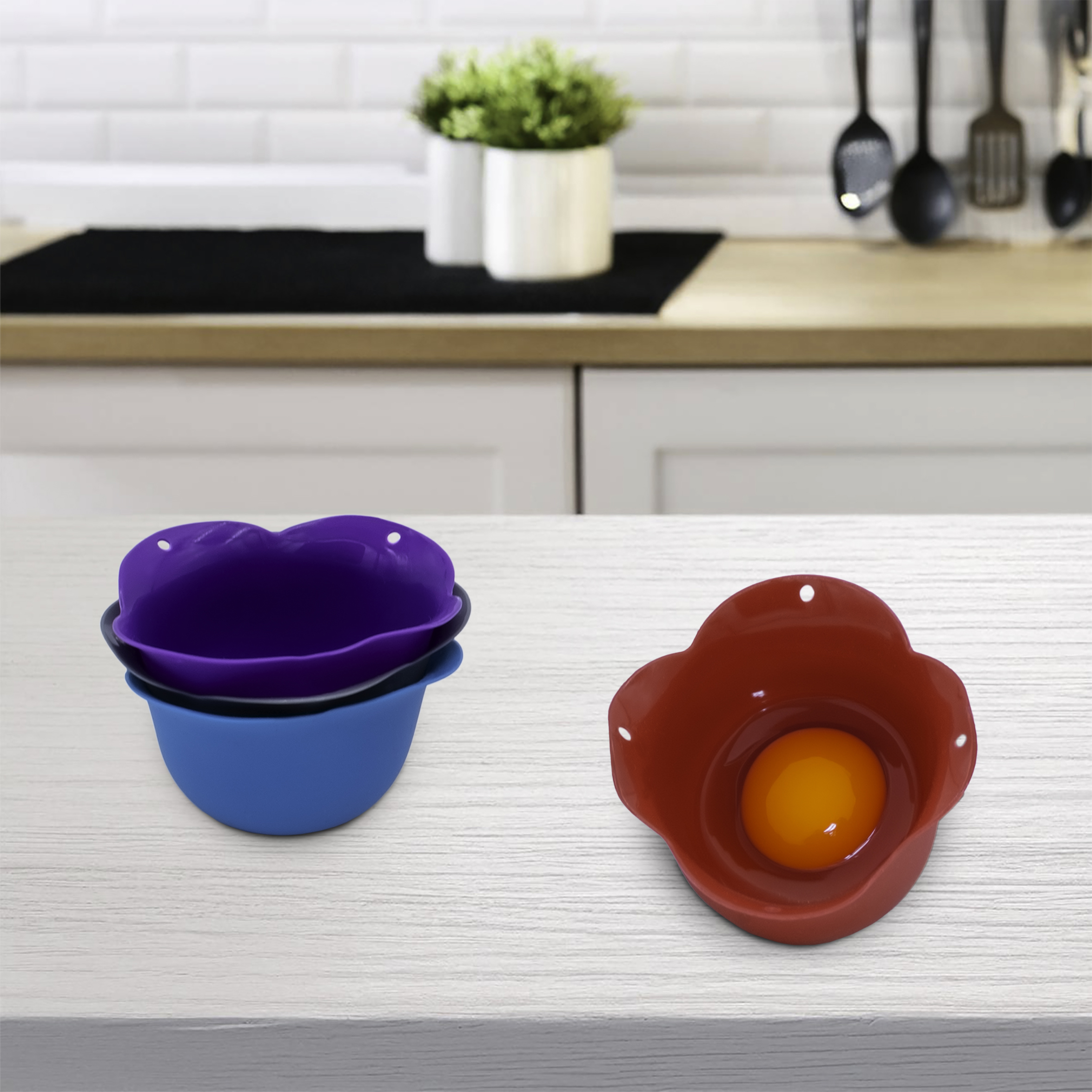 Silikon Eierpochierbecher 4er Set bunt - 11 x 6 cm - Kunststoff Eierkocher antihaftbeschichtet