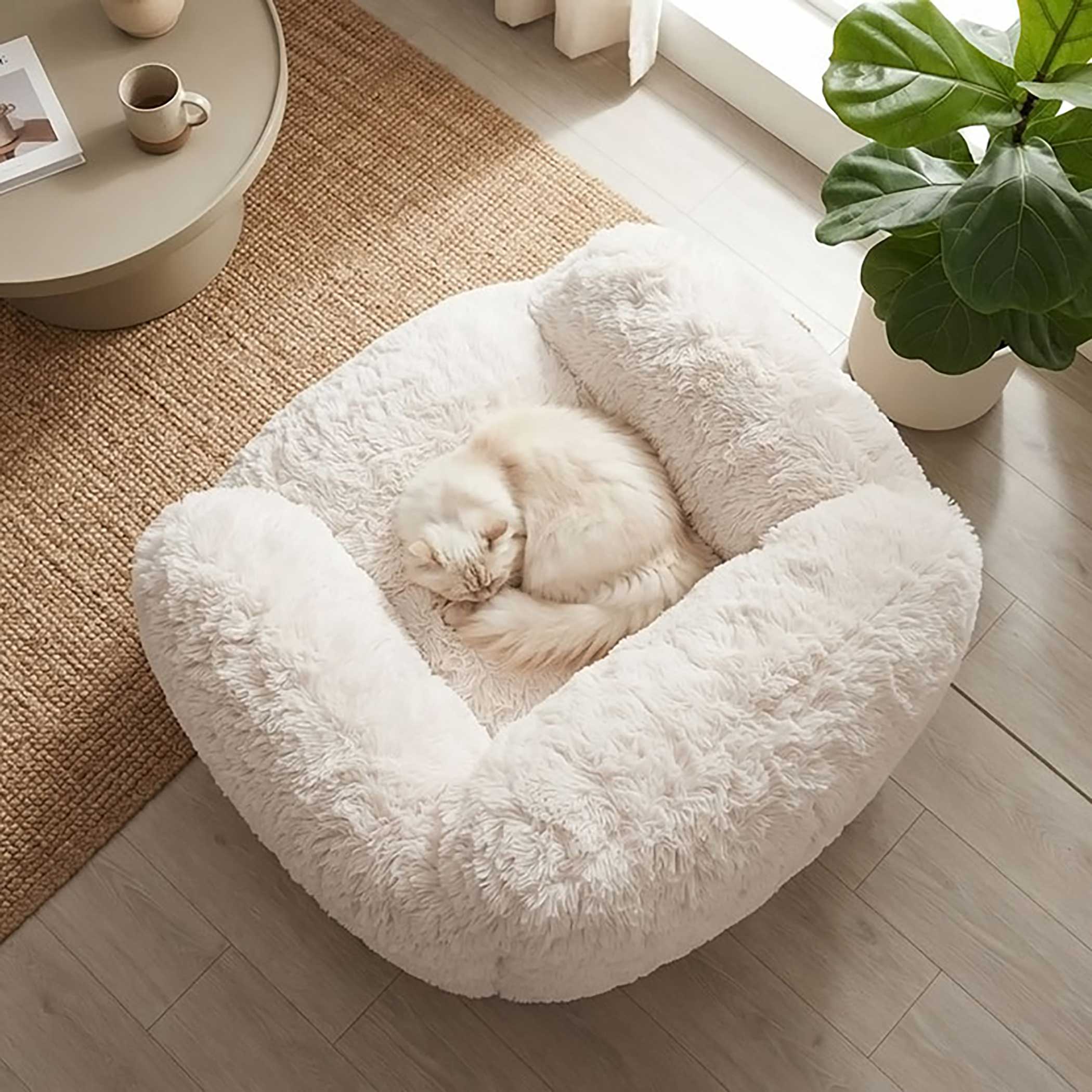 Lounge Sessel cremeweiß mit Armlehnen 104 x 96 cm - Plüsch - XL Sitzsack beige mit Schaumstoff Füllung