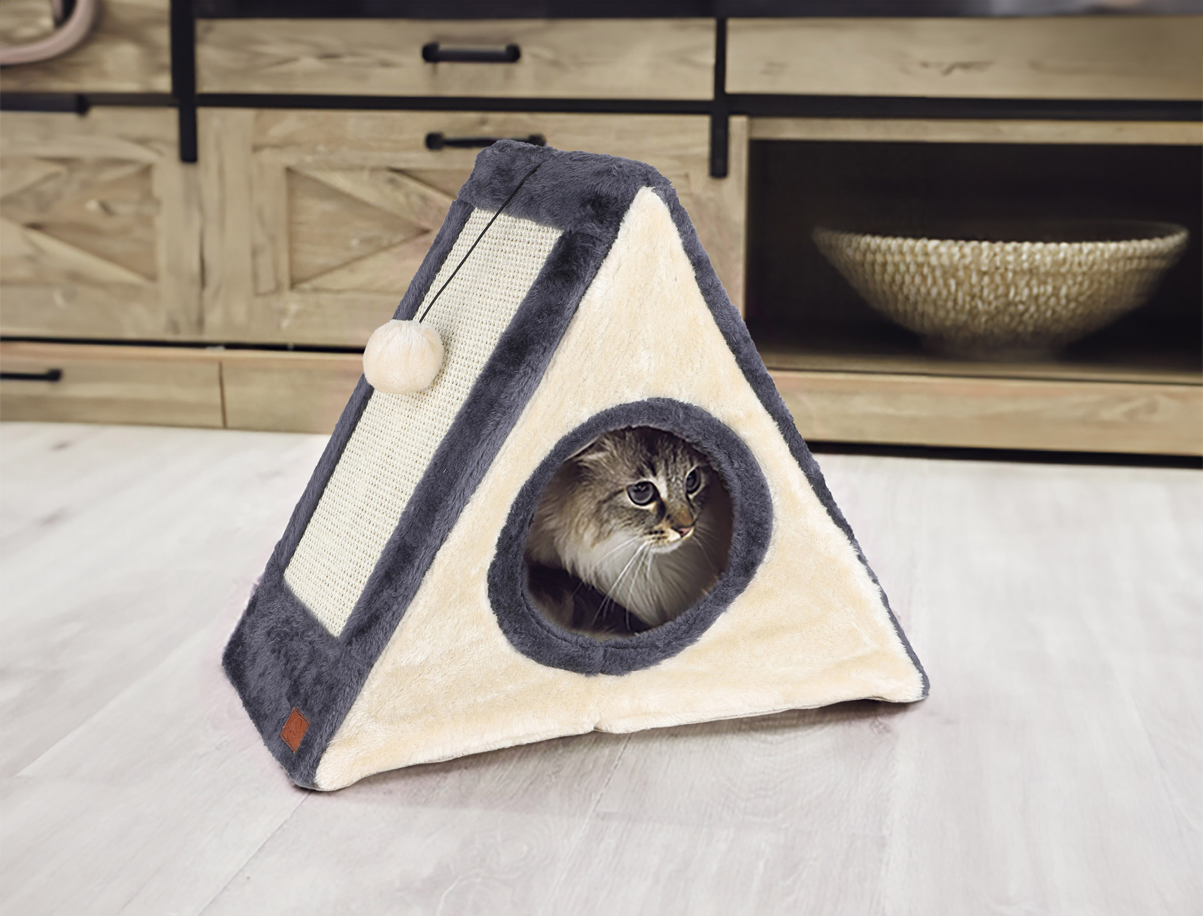 Katzenhaus mit Kratzbrettern aus Sisal - 42 x 35 cm - Katzenhöhle mit Spielball