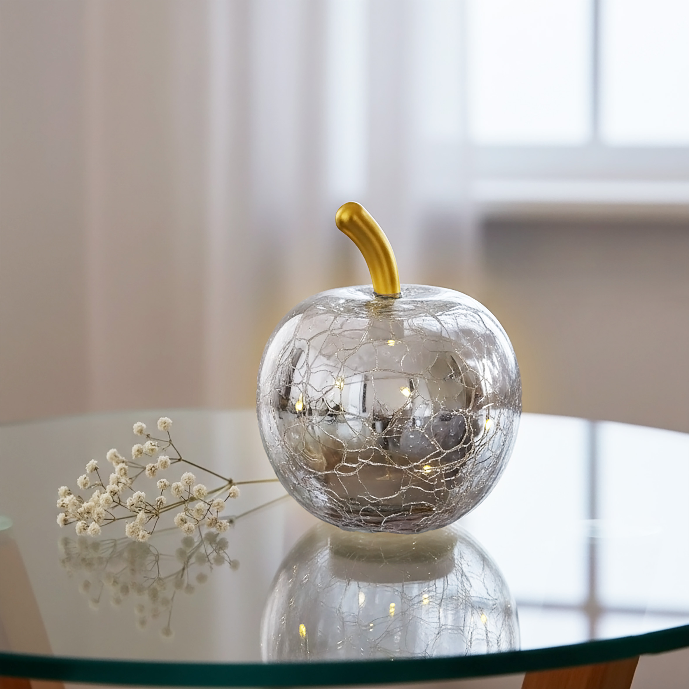 Mini Crackle Glas Apfel 7 cm mit 5 LED batteriebetrieben mit Timer - silber - Deko Frucht in Bruchglas Optik warm weiß beleuchtet