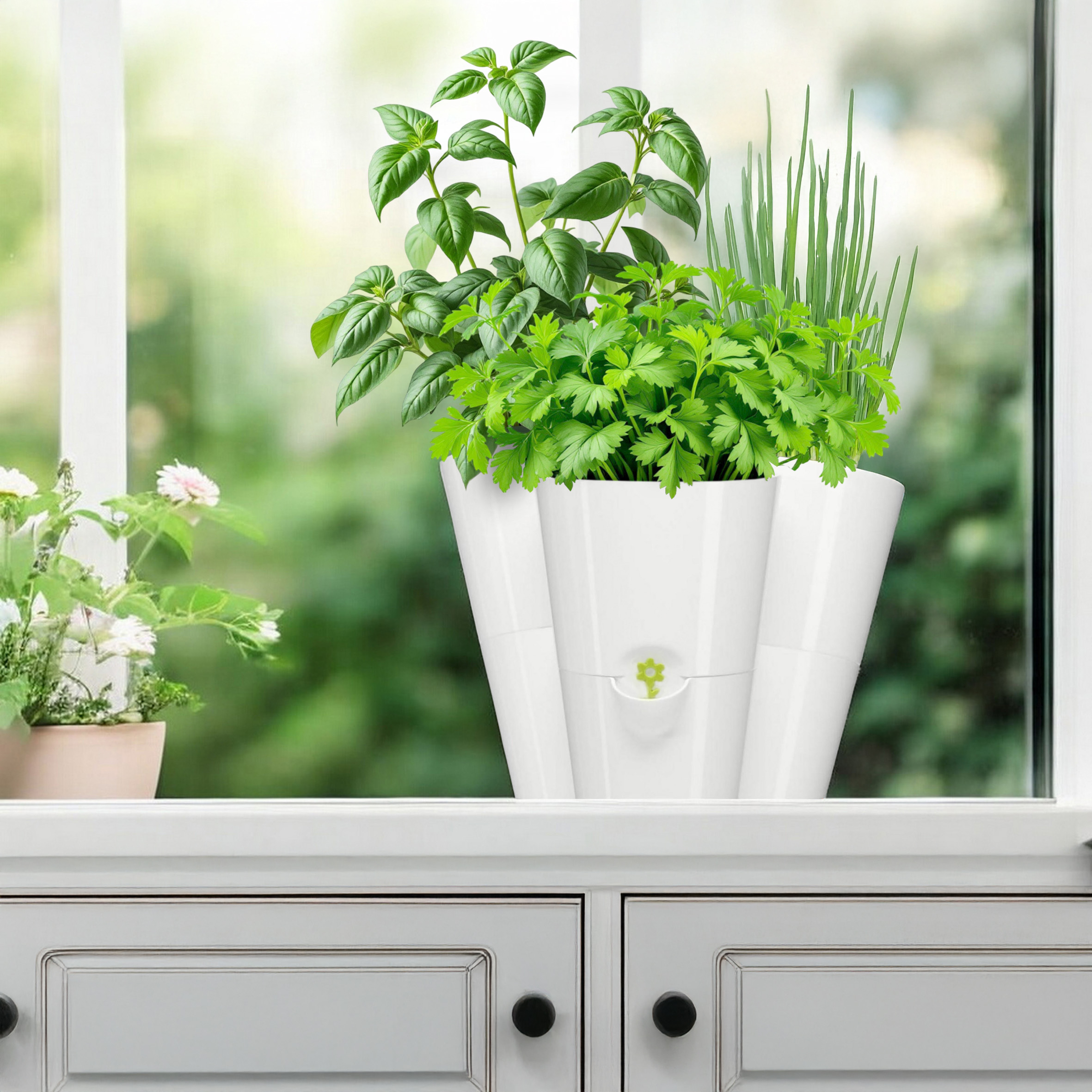 Emsa Trio Kräutertopf 27 x 25 cm mit Selbstbewässerung - weiß - Blumentopf mit Bewässerungsboden und Wasserstandsanzeiger