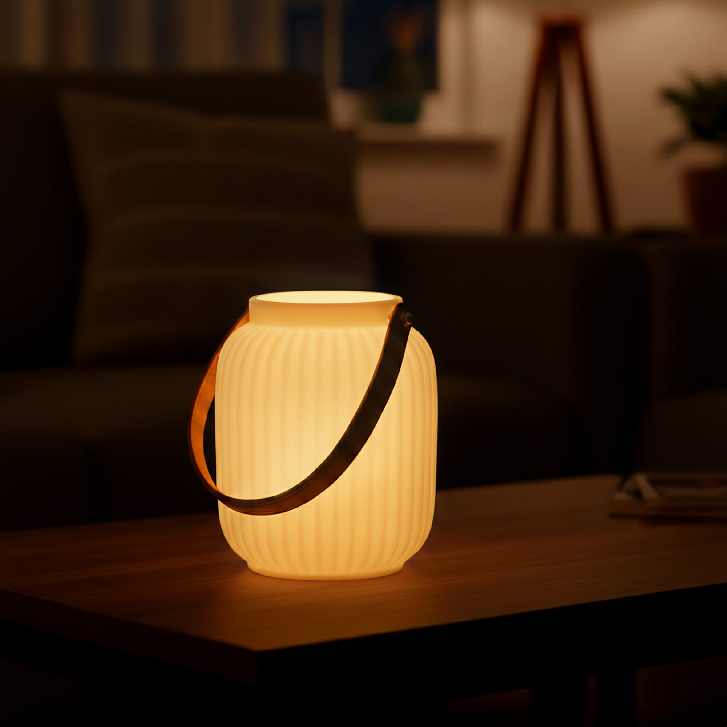 LED Keramik Laterne matt weiß mit Henkel in Leder Optik - 16 cm x 13 cm - Porzellan Windlicht warm weiß beleuchtet batteriebetrieben