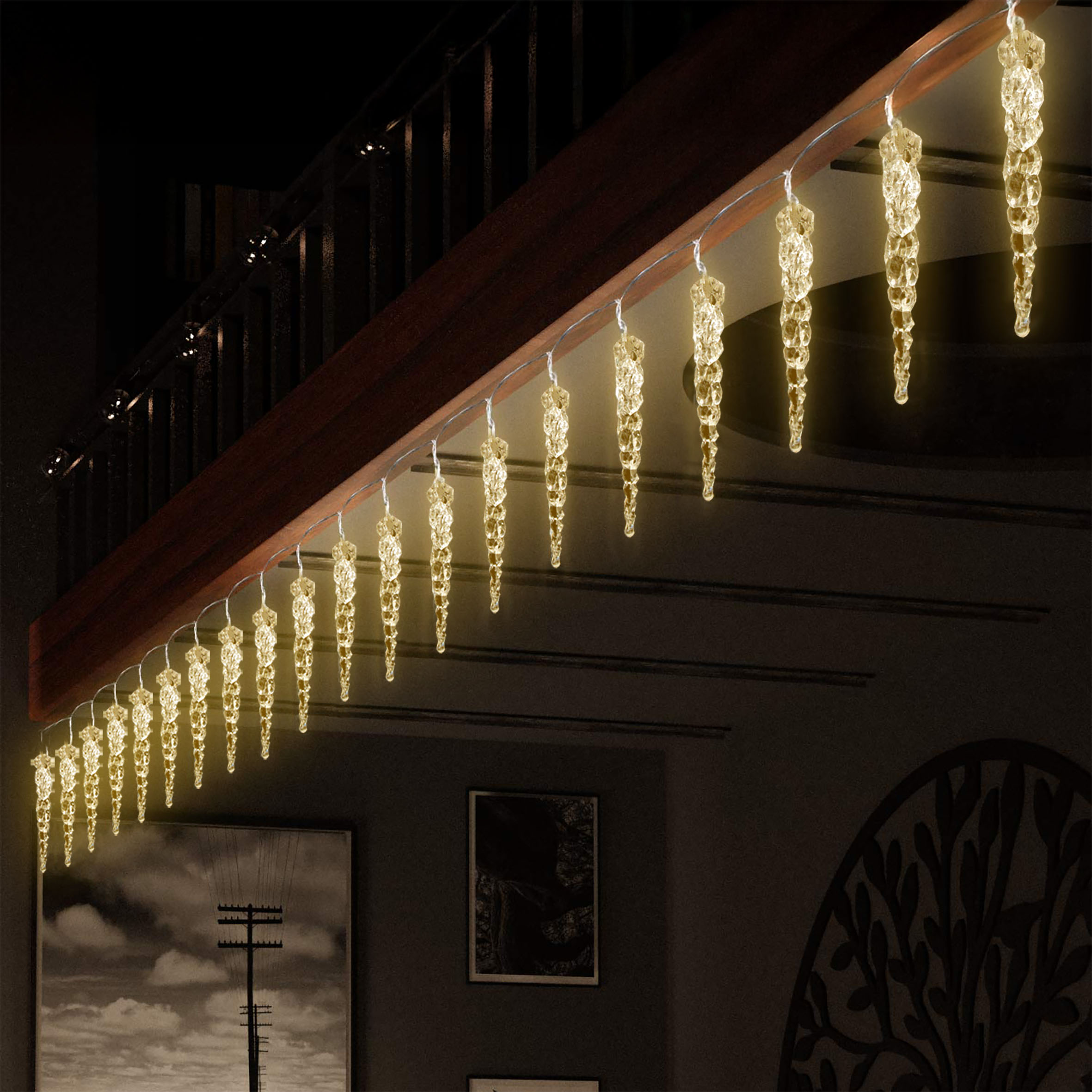 Winterliche Deko Eiszapfen Lichterkette mit 20 LED in warm weiß Batterie betrieben