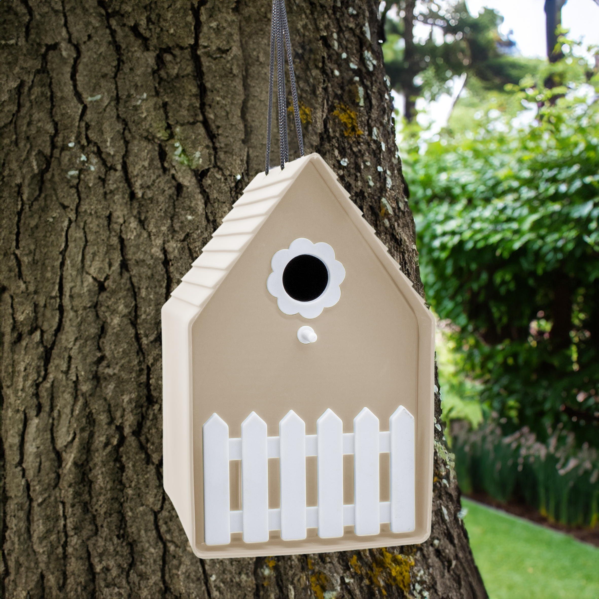 Kunststoff Vogelhäuschen zum Hängen 20 x 15 cm - beige - Vogel Nistkasten mit kleiner Sitzstange