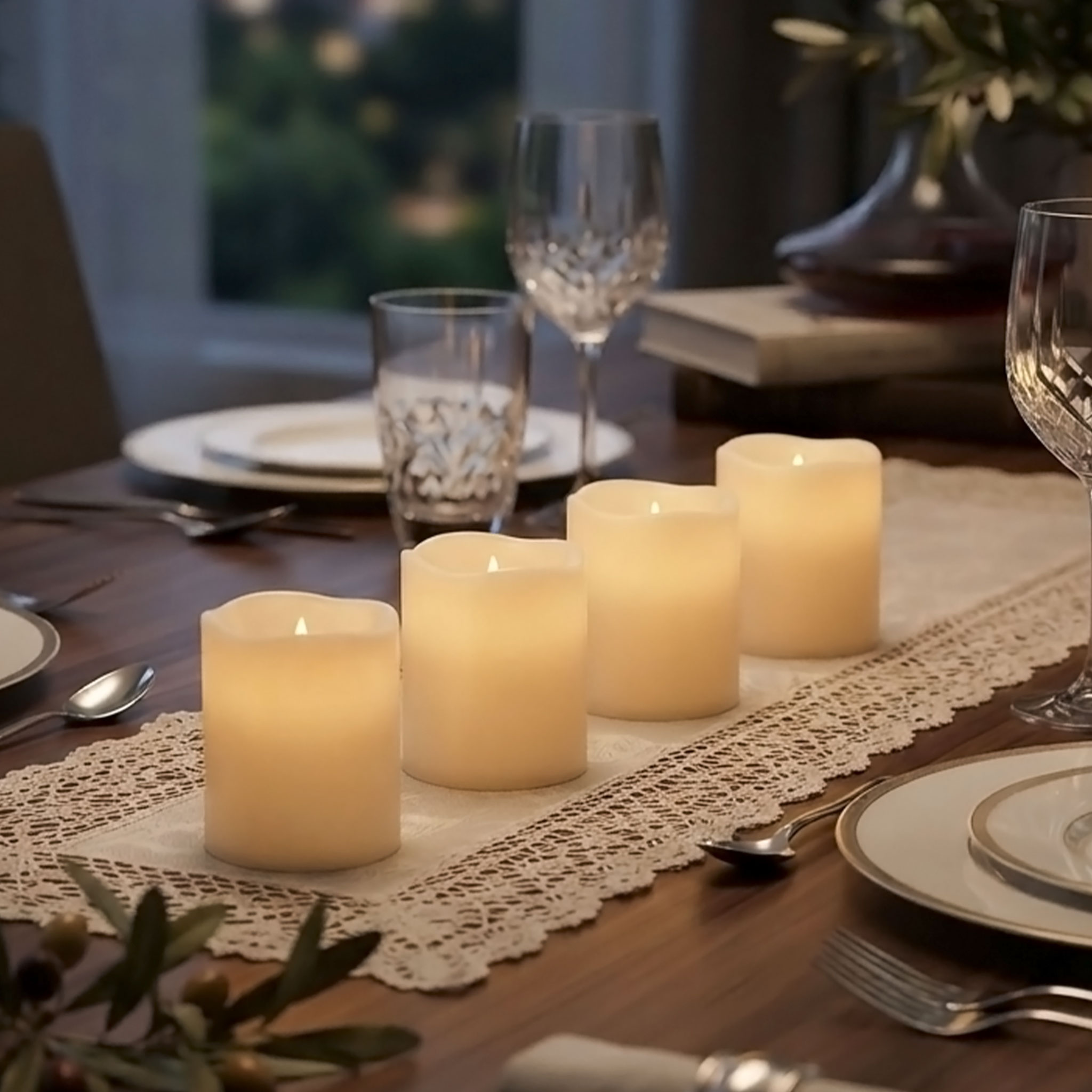 LED Wachs Stumpenkerze 4er Set creme mit Timer batteriebetrieben - 6,5 x 5 cm - Künstliche Kerze warm weiß mit Flacker Effekt für Innen