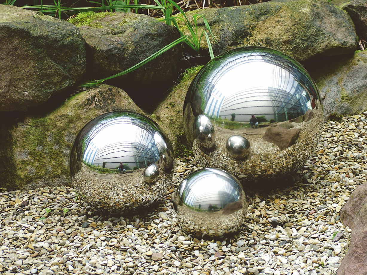 Edelstahl Deko Kugel glänzend - verschiedene Größen und Sets - Metall Garten Hohlkugel silber