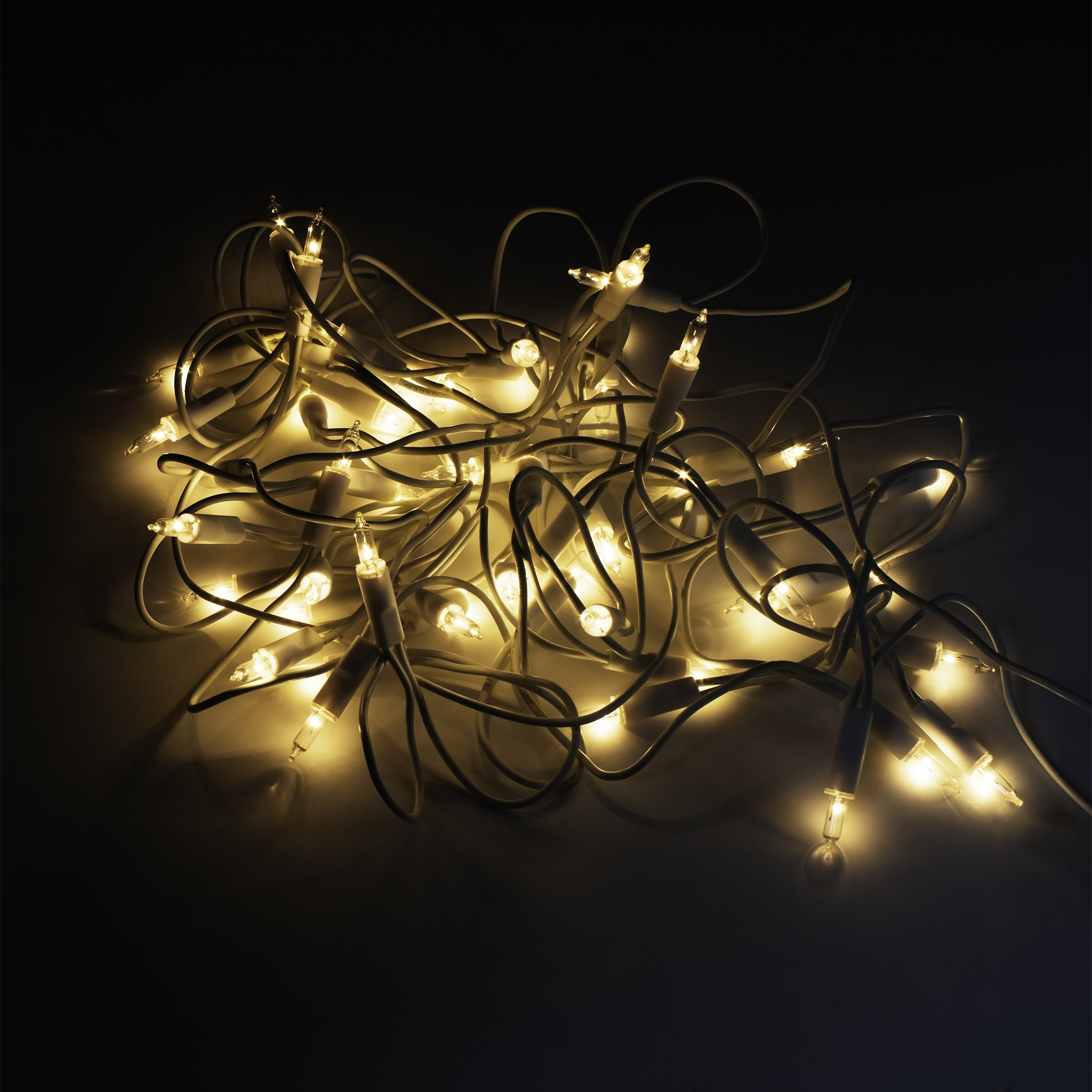 Weihnachtsbaum Lichterkette mit 50 Lichtern warm weiß - 10 m - Weihnachts Deko Tannenbaum Beleuchtung