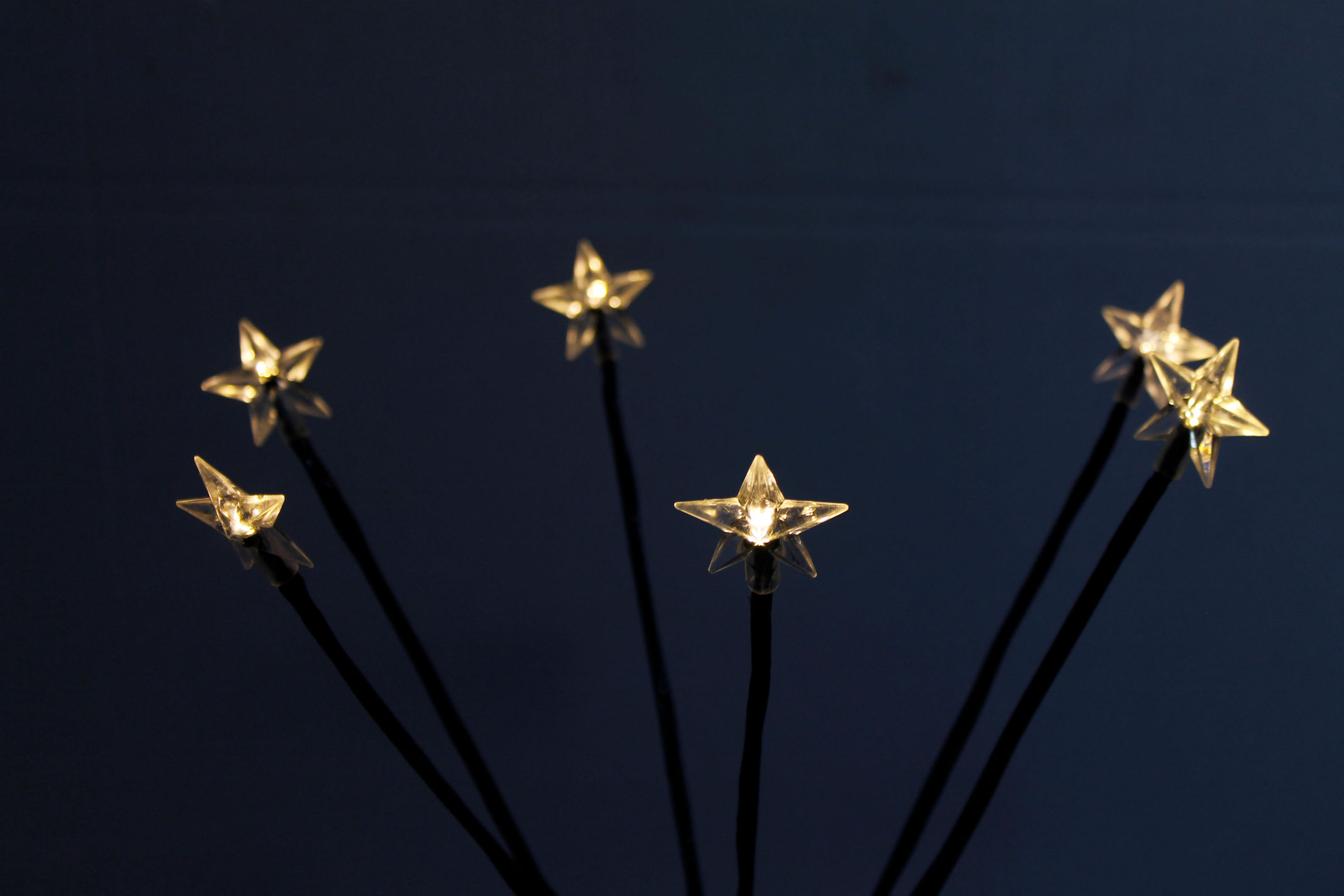 Garten Stecker Stern 24 LED - 4er Set - Leuchtstab Timer Außen