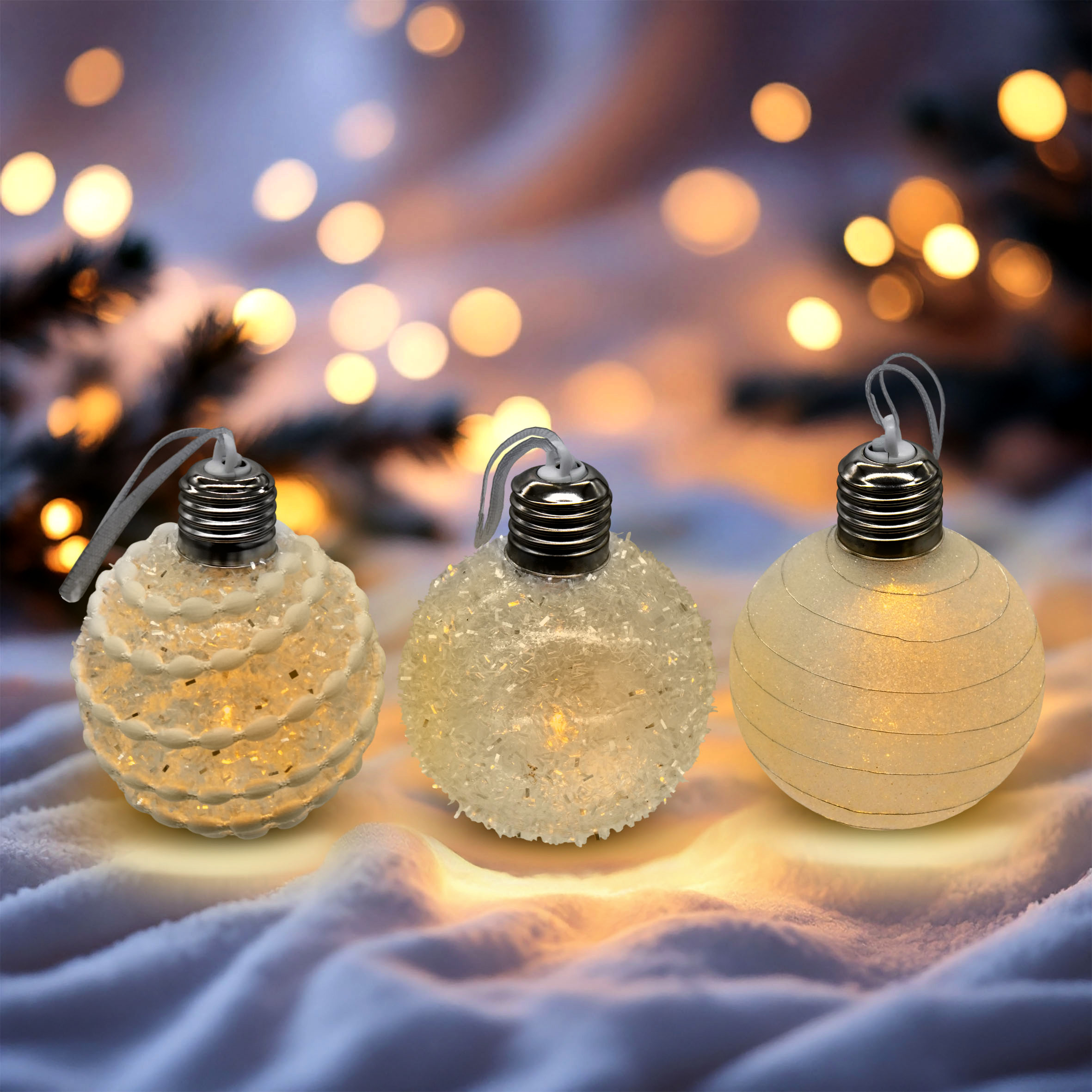 LED Weihnachtskugel satiniert 8 cm inklusive Batterie - 3er Set - Kunststoff Baumkugeln warm weiß beleuchtet