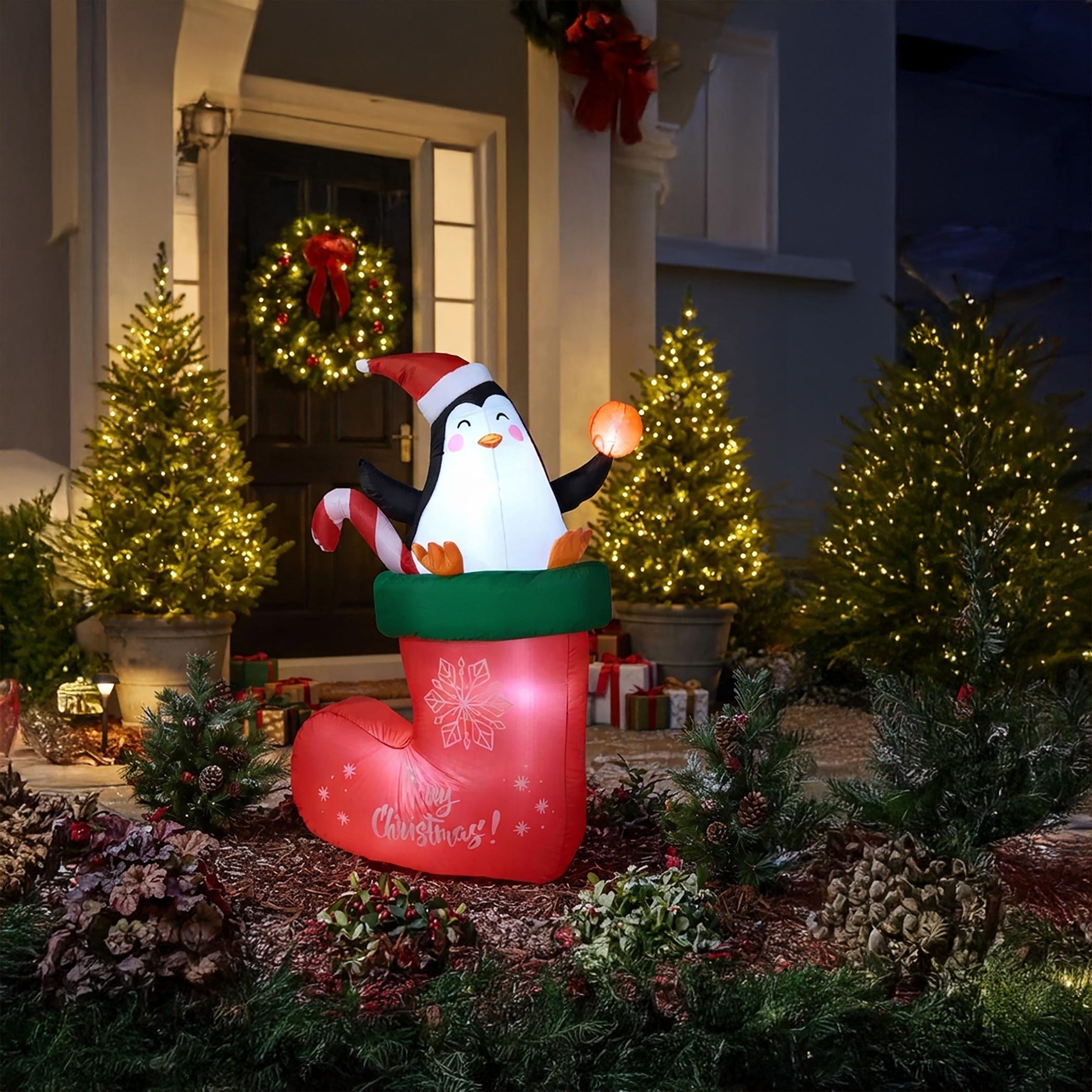 Aufblasbarer XL Nikolaus Stiefel mit LED Beleuchtung - 178 x 110 cm - Riesen Weihnachts Socke mit Pinguin selbstaufblasend mit bunten LEDs für Außen und Innen