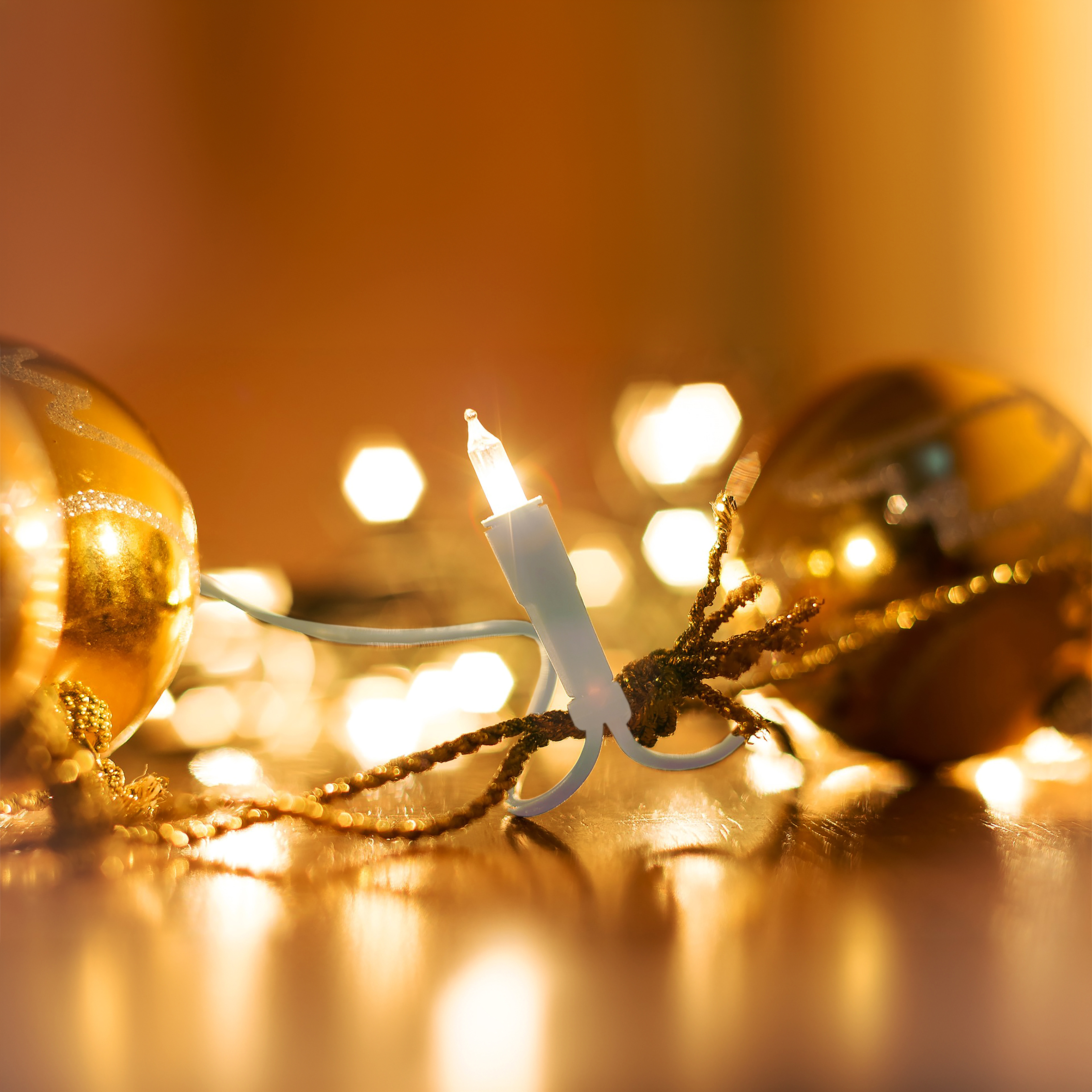 Weihnachtsbaum Lichterkette mit 50 Lichtern warm weiß - 10 m - Weihnachts Deko Tannenbaum Beleuchtung
