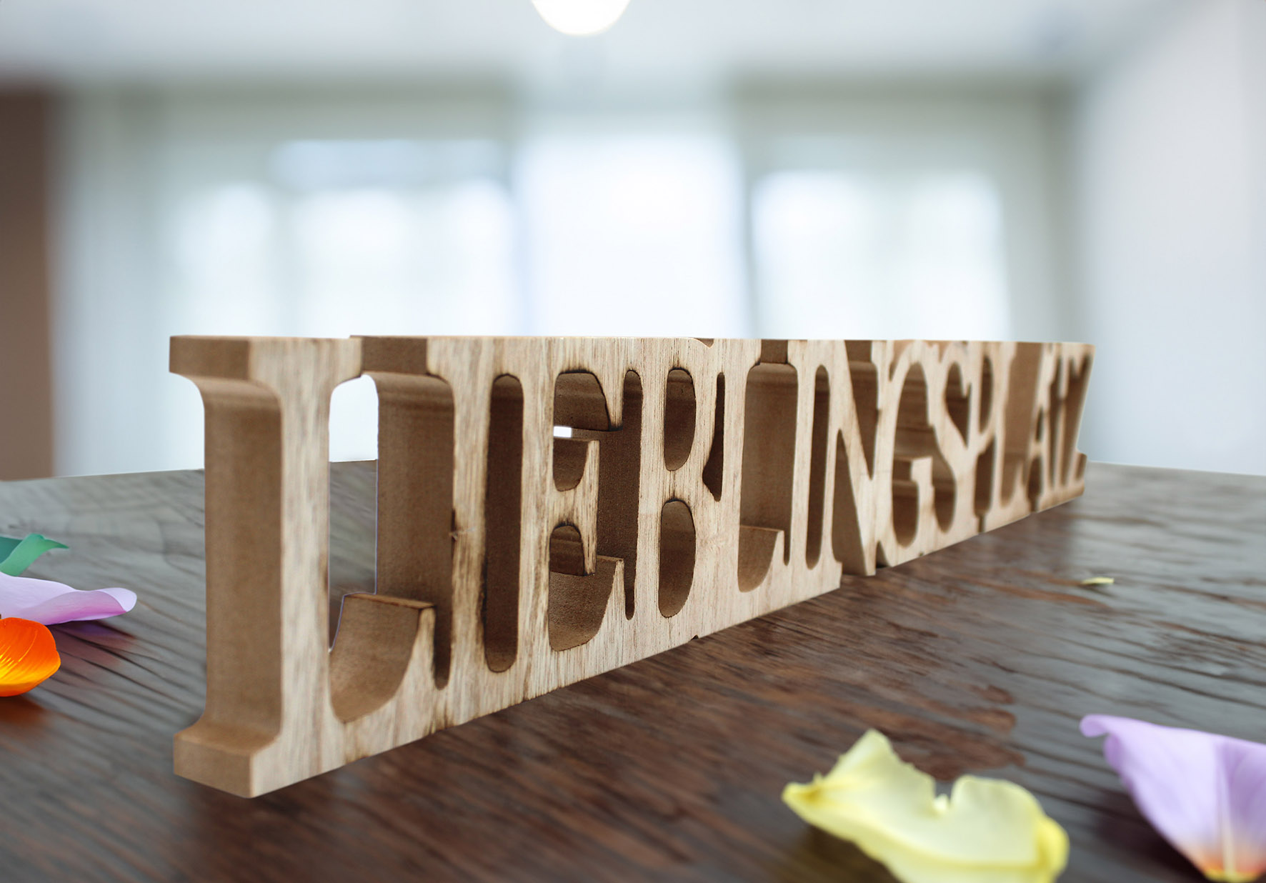 XXL Holz Schriftzug 60 cm - Lieblingsplatz - Deko Tisch Aufsteller groß