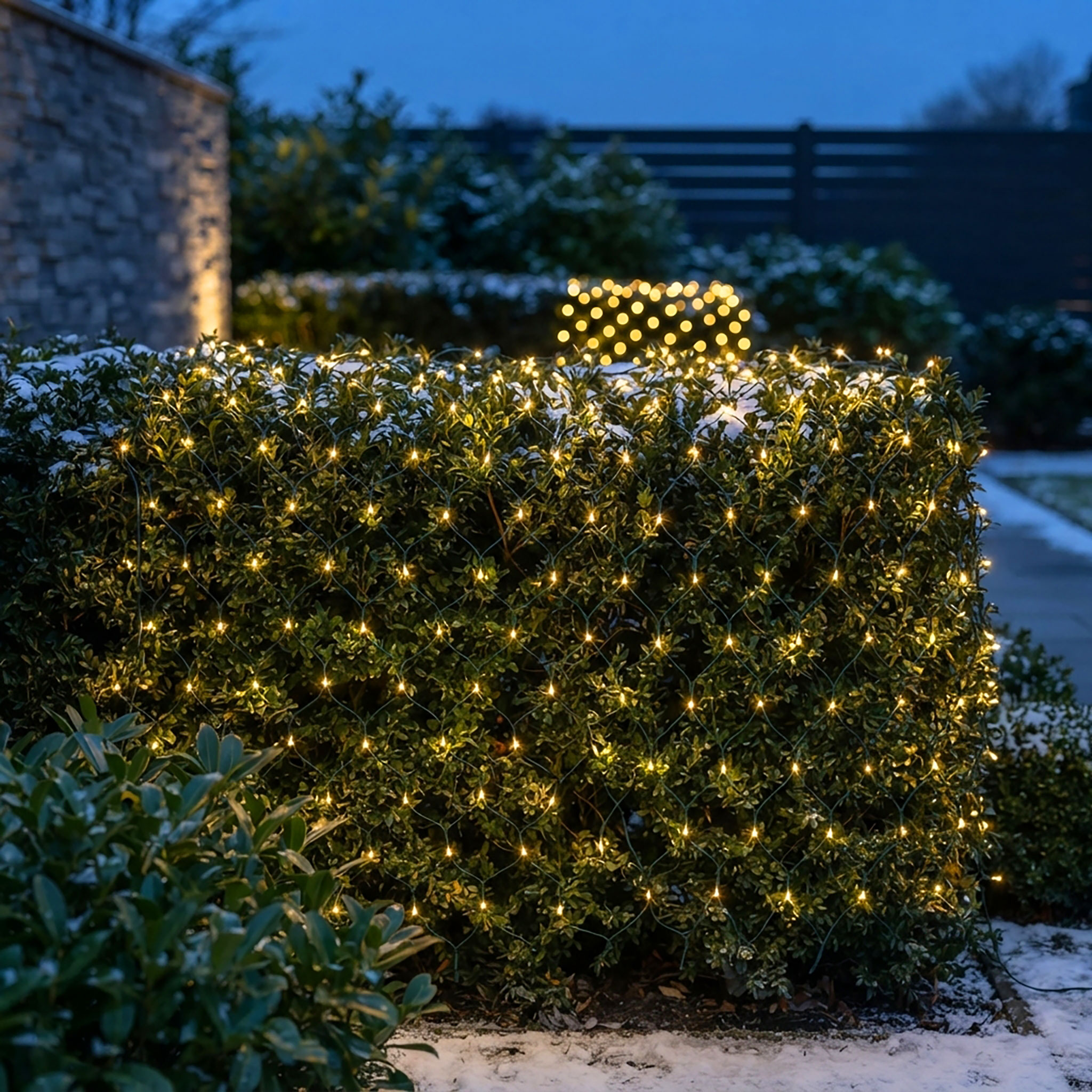 LED Lichternetz mit 160 LED warm weiß - mit Netzstecker - Garten Deko Lichtervorhang