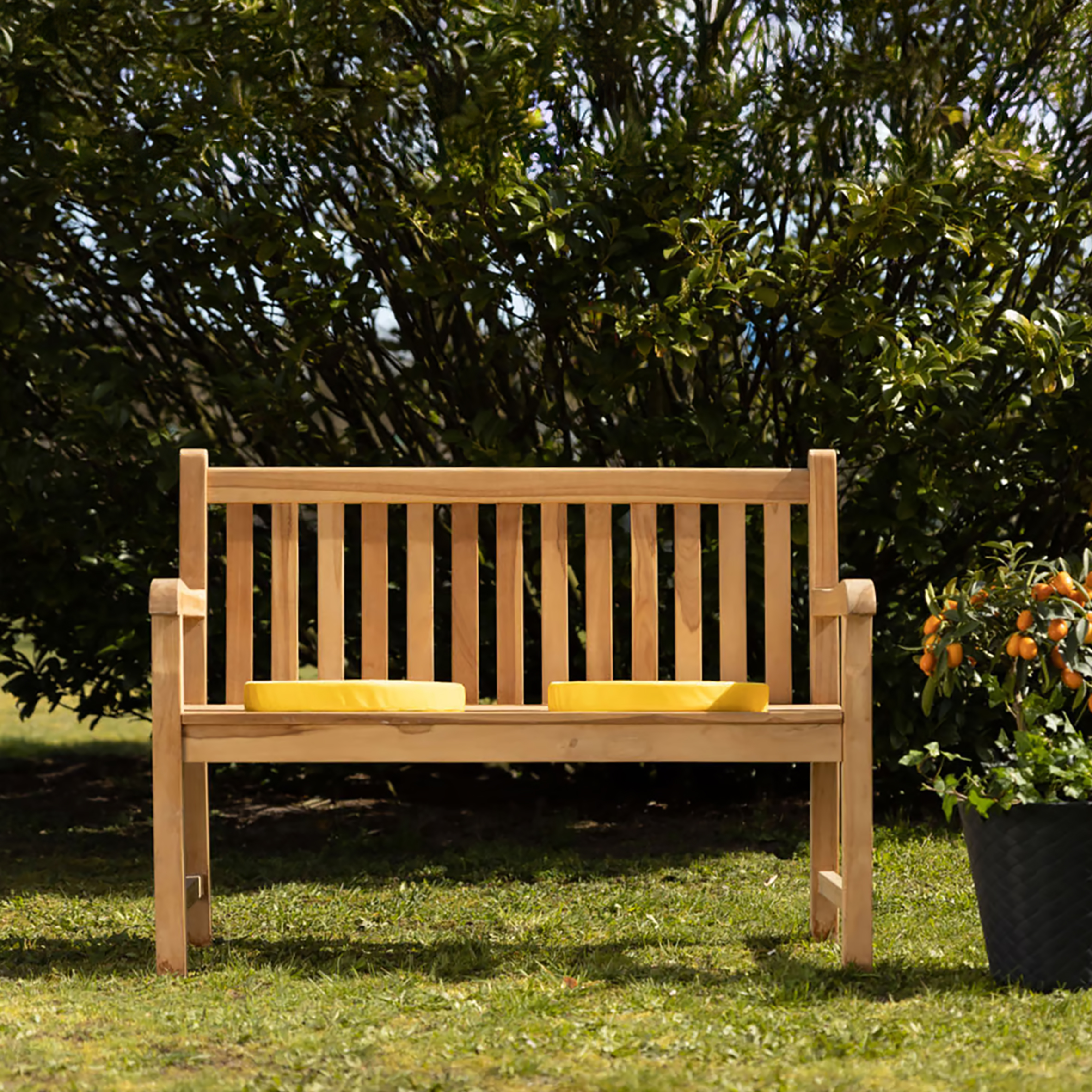 2-Sitzer Teak Gartenbank mit Armlehnen - 120 cm - Holz Sitzbank für 2 Personen