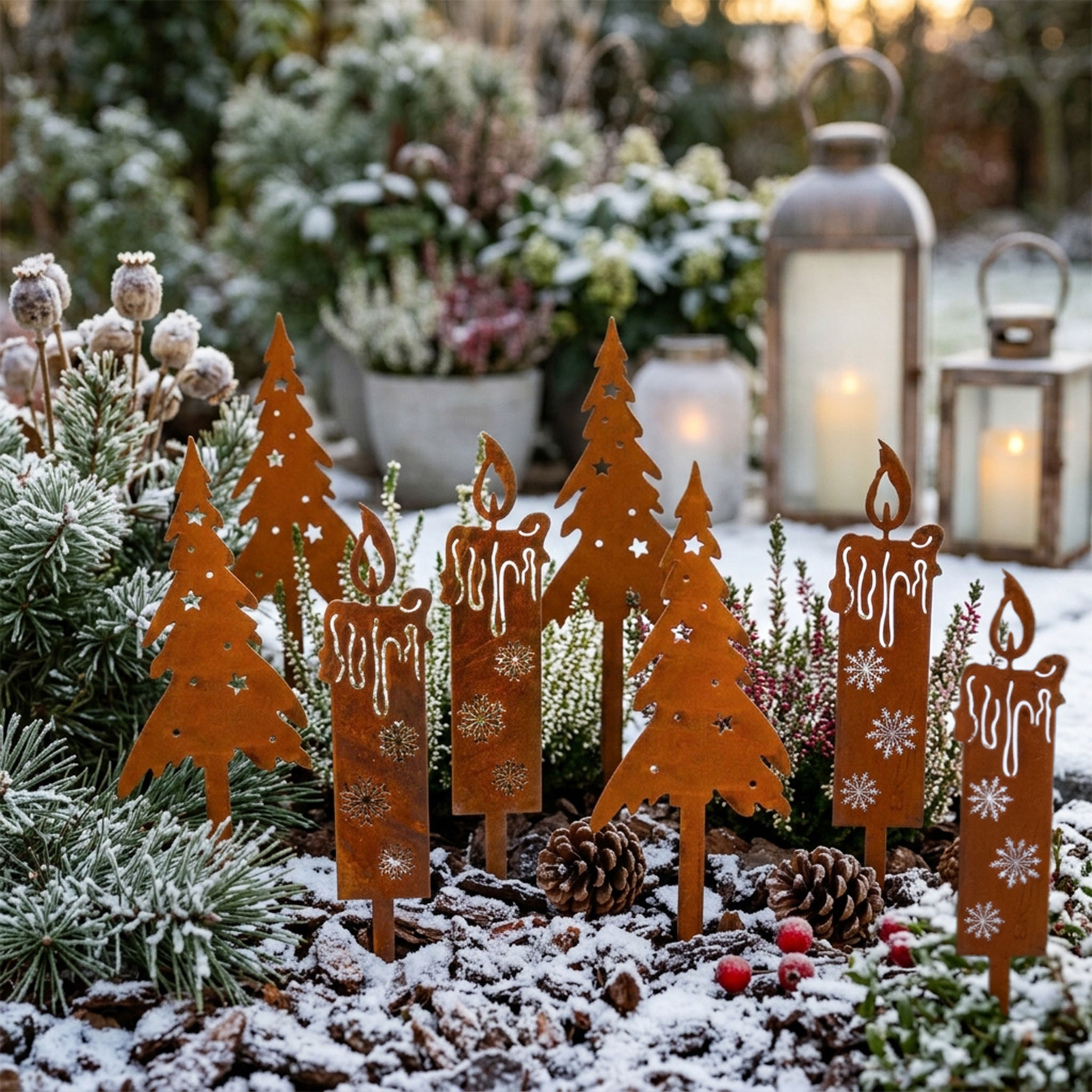 Gartenstecker Tannenbaum und Kerze mit Edelrost 8er Set - 4x 28 cm | 4x 24 cm - Weihnachts Pflanzenstecker aus Metall mit Rost Patina