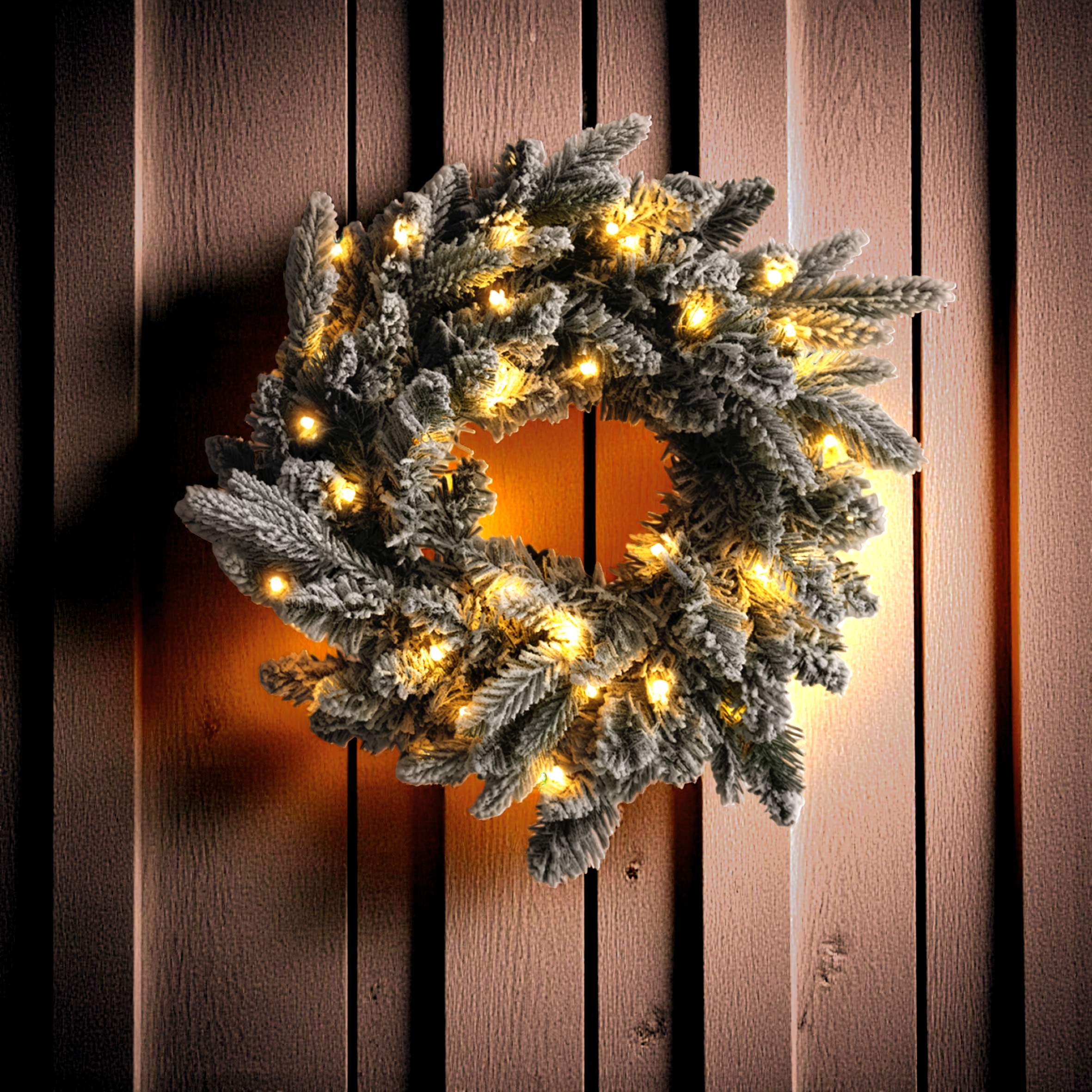 Kunst Tannenkranz mit 35 LED Batterie betrieben mit Timer - 40 cm