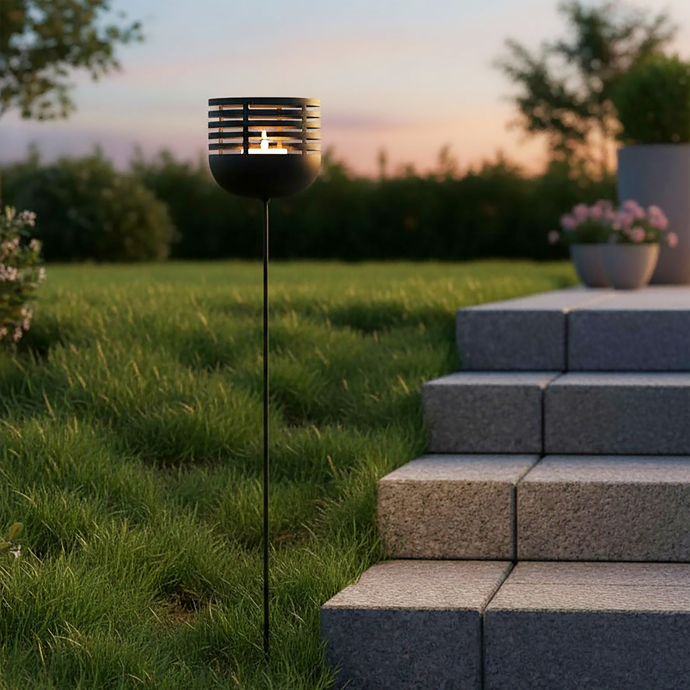 Metall Windlicht Gartenstecker schwarz - H 100 cm - Gartendeko Kerzenhalter mit Erdspieß