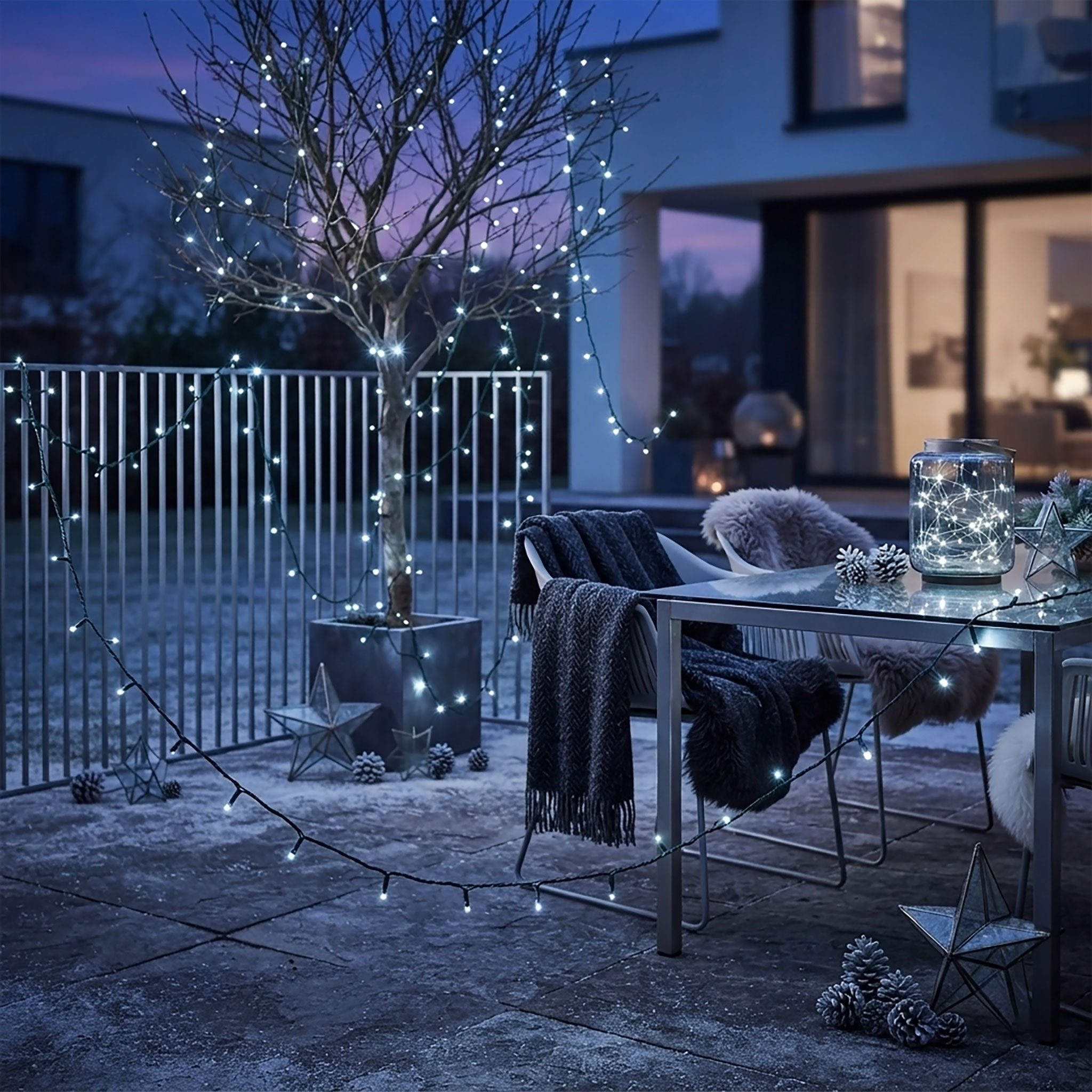 Weihnachts Lichterkette 120 LED - (kalt) weiß mit Timer