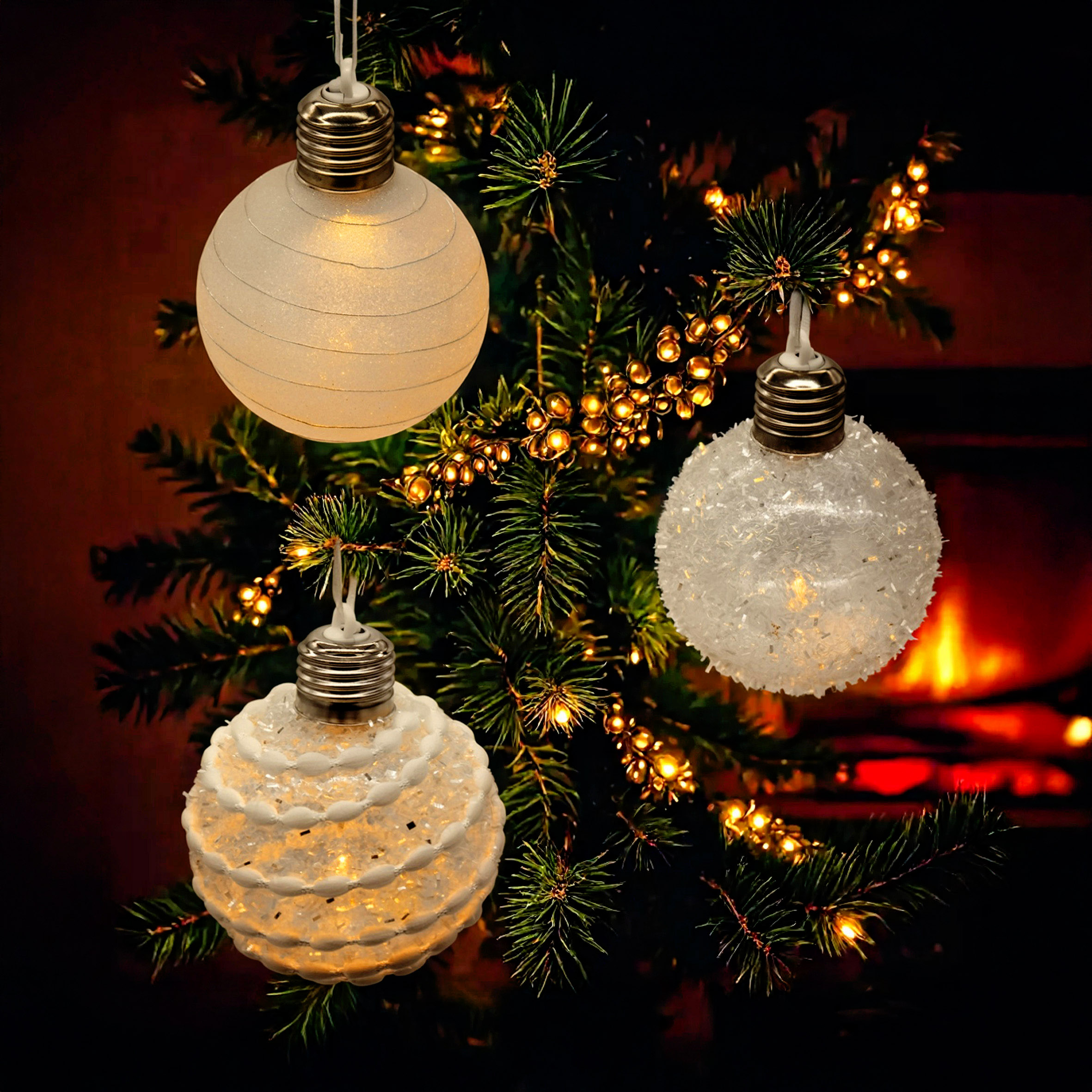 LED Weihnachtskugel satiniert 8 cm inklusive Batterie - 3er Set - Kunststoff Baumkugeln warm weiß beleuchtet